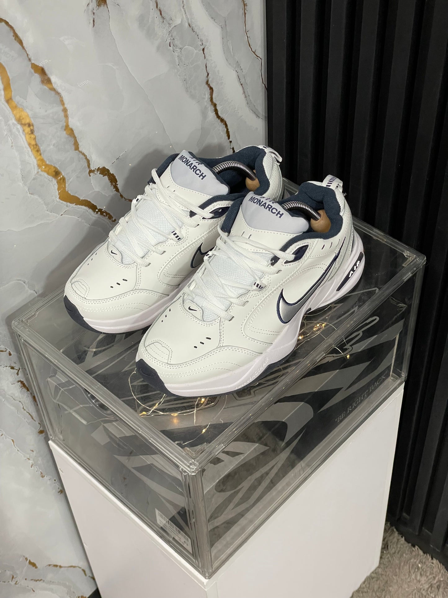 Nike Monarch