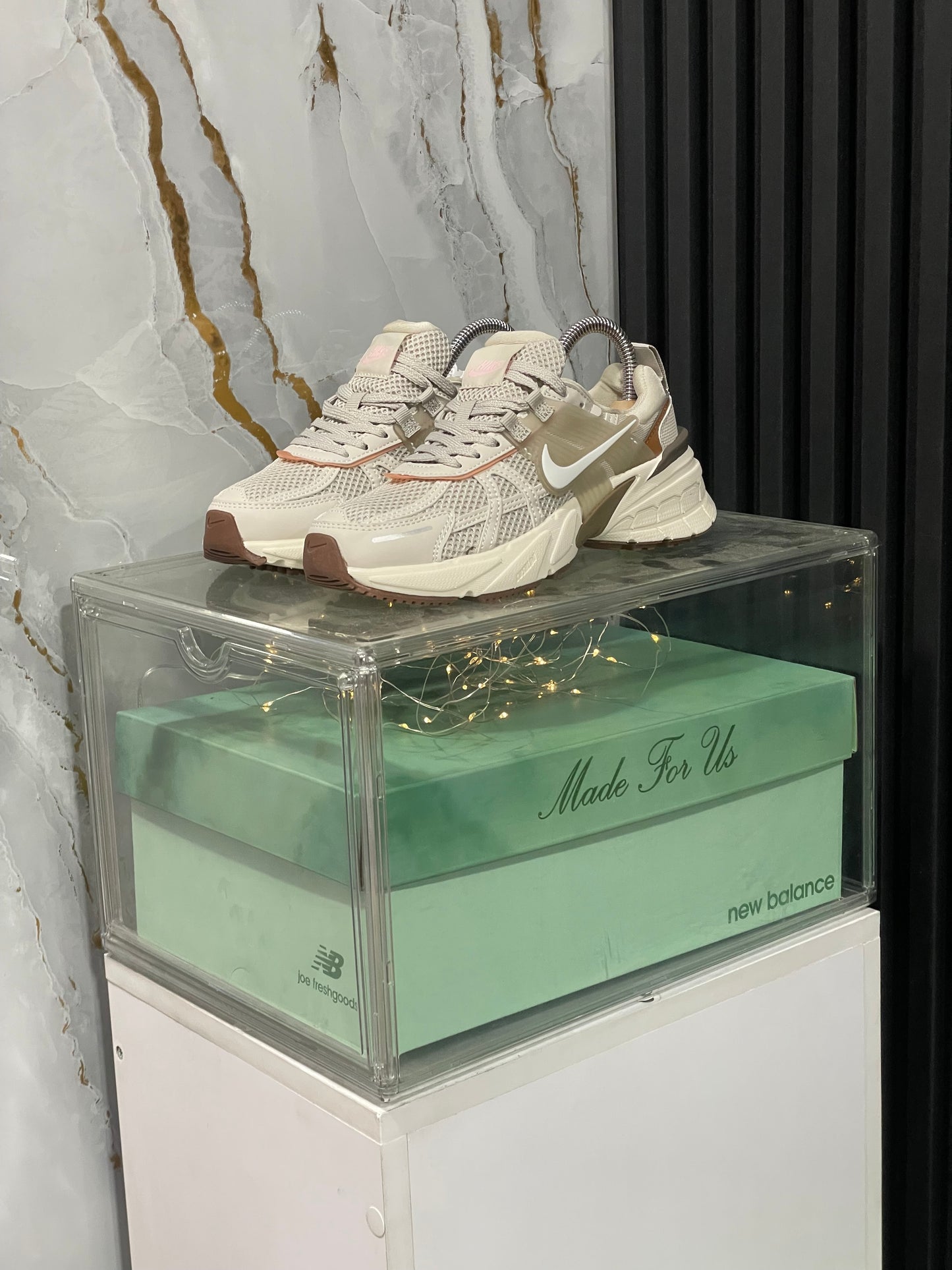 Nike V2K