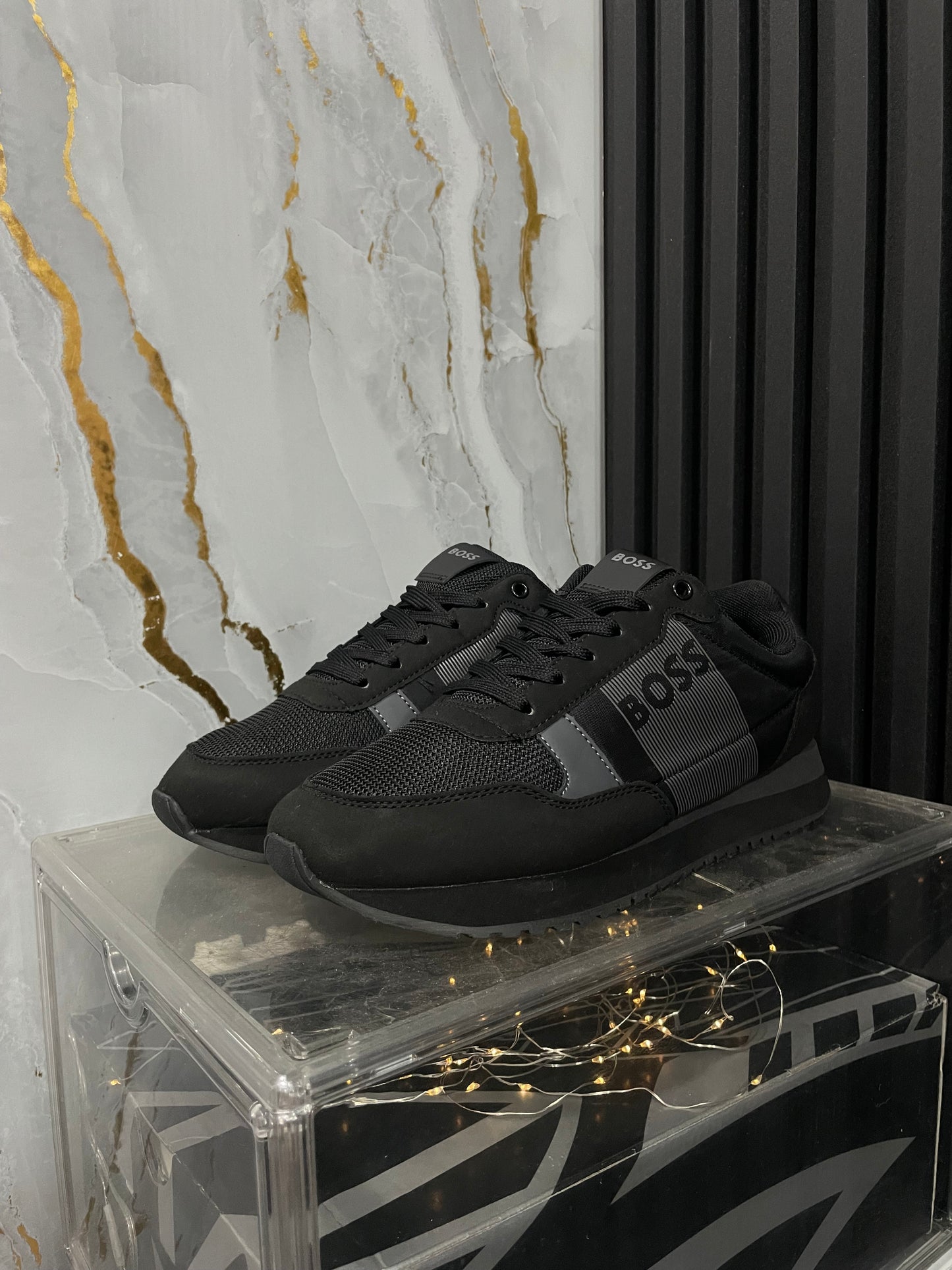 Hugo Boss EUR 43