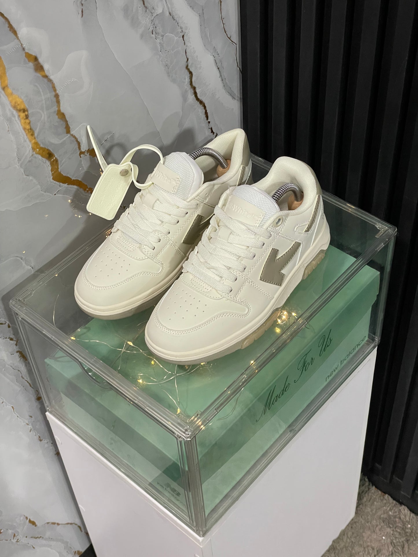 Off-White