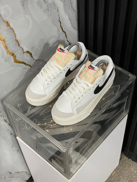 Nike Blazer Low Plataforma
