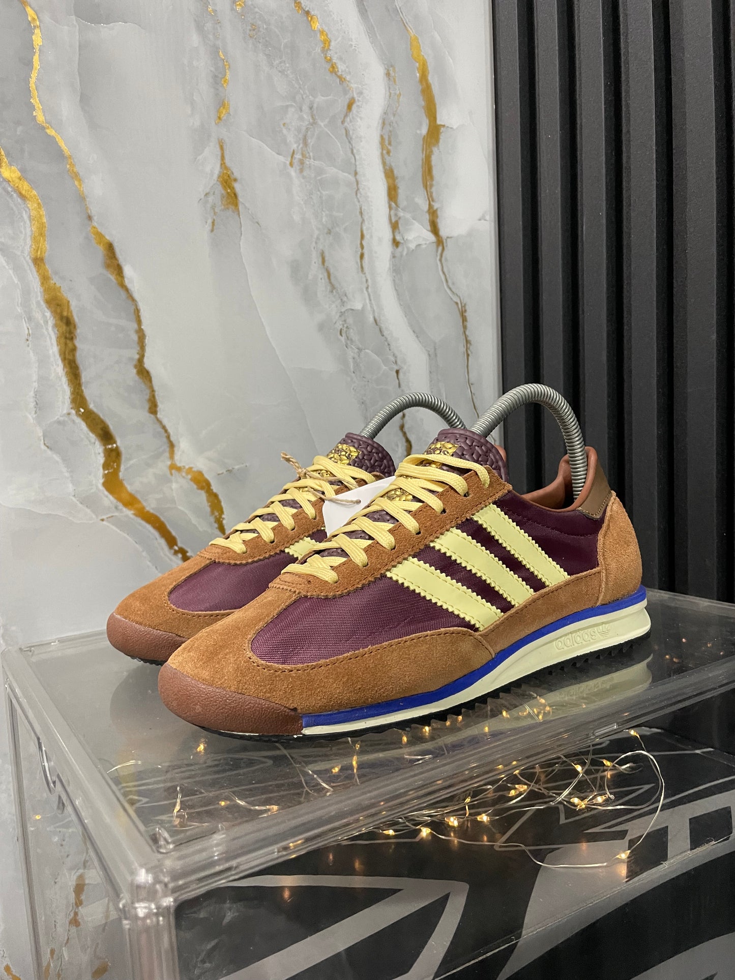 Adidas SL