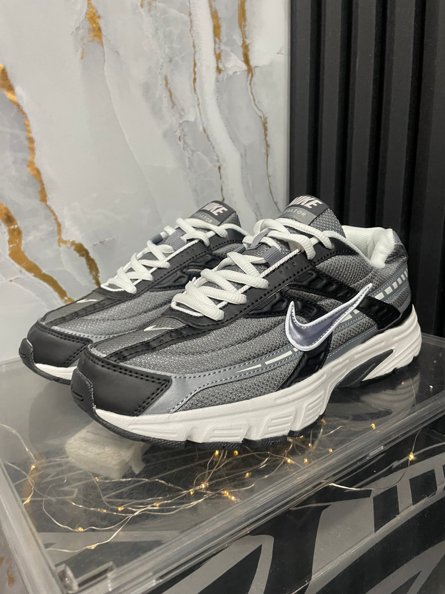 Nike Initiator