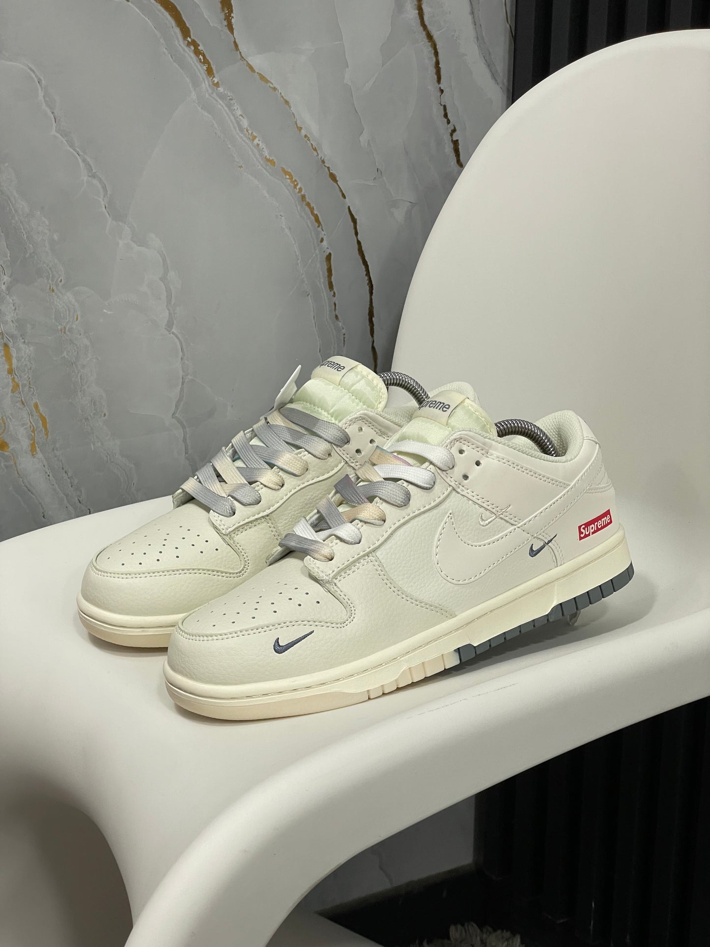 Nike Dunk SUPREME