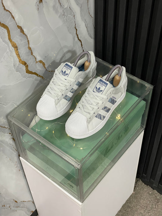 Adidas Superstar