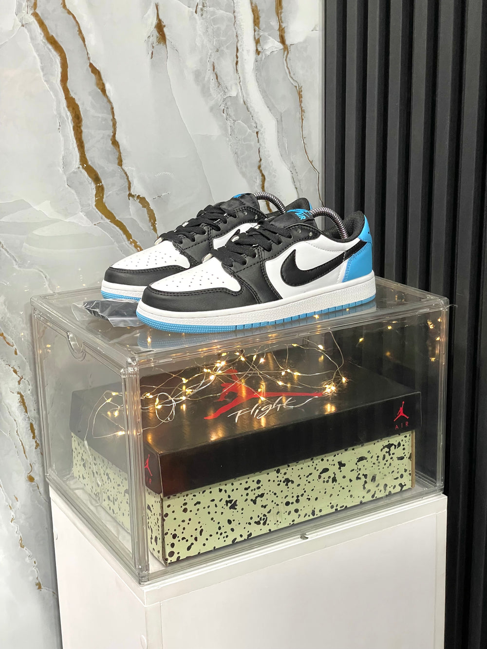 Jordan Retro 1 Low