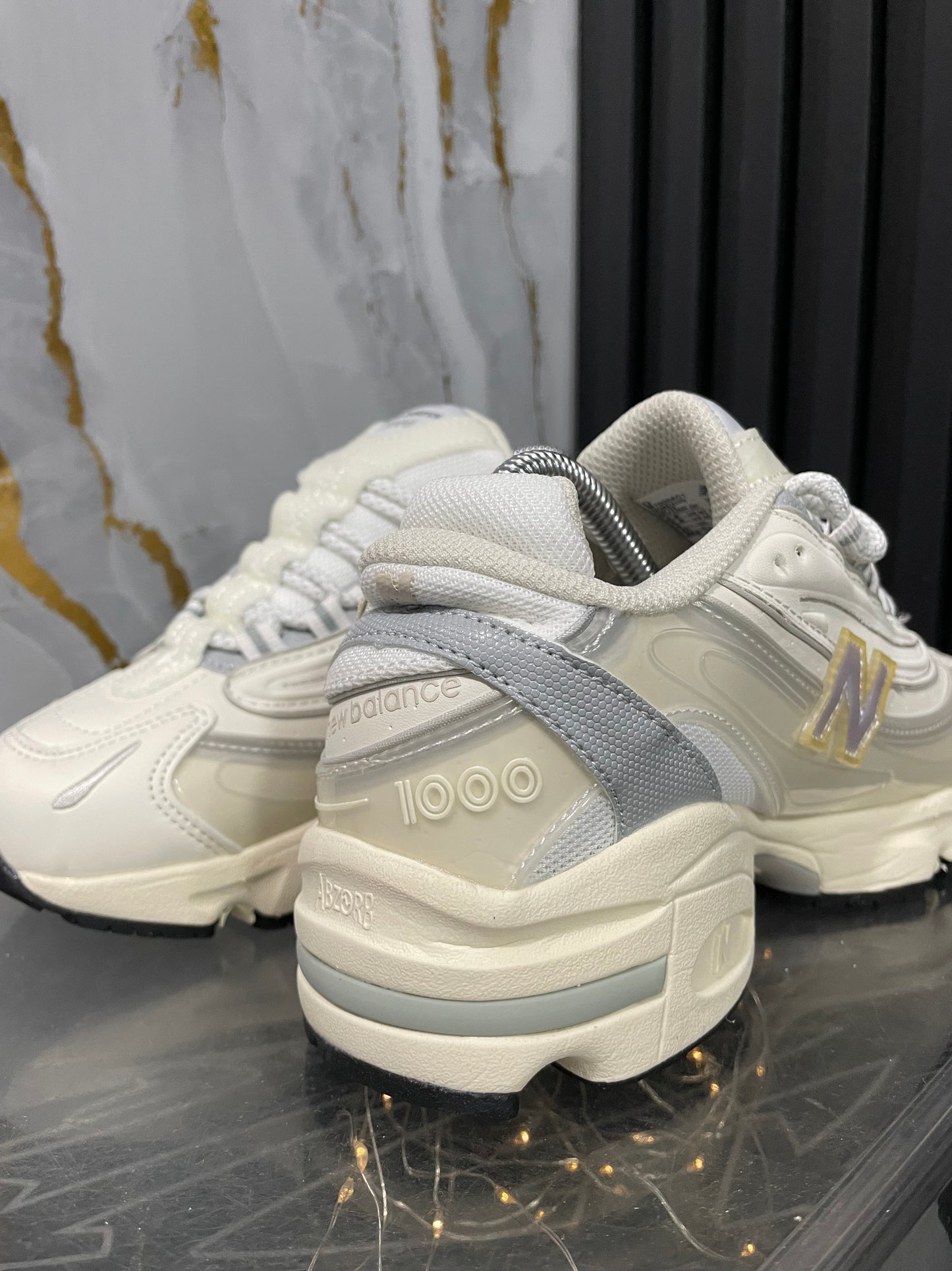 New Balance 1000