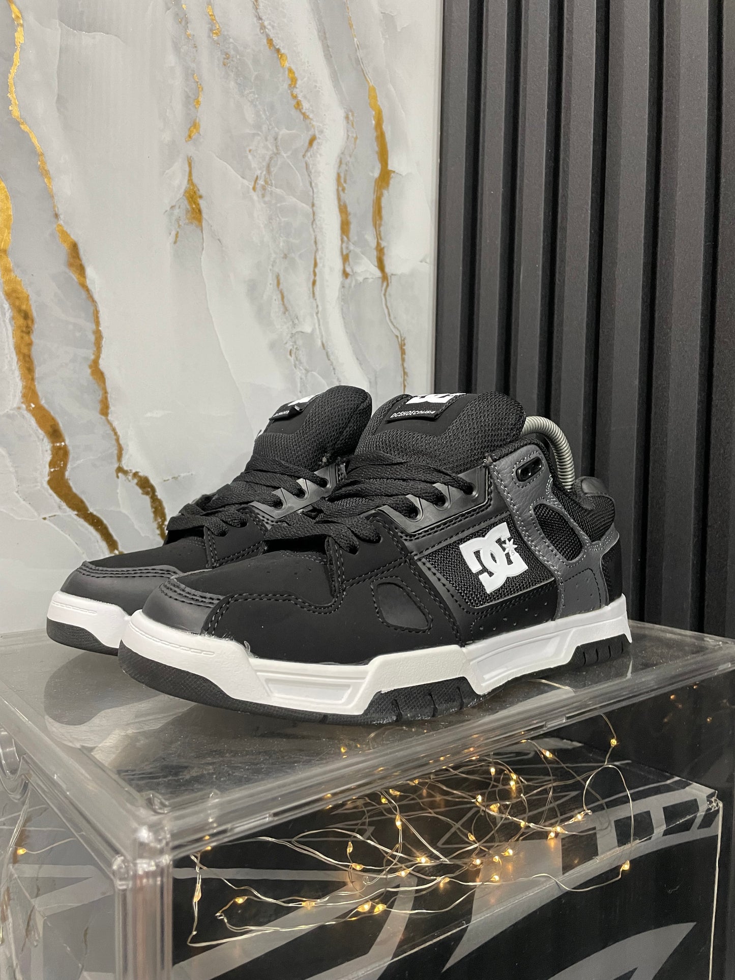 DC shoes