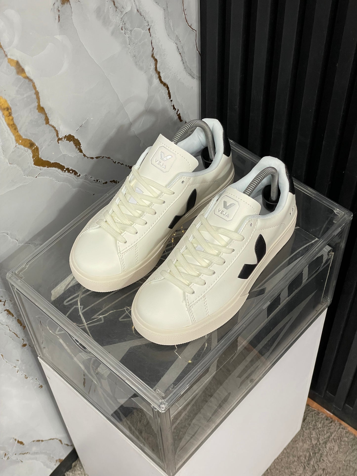 Veja EUR 42