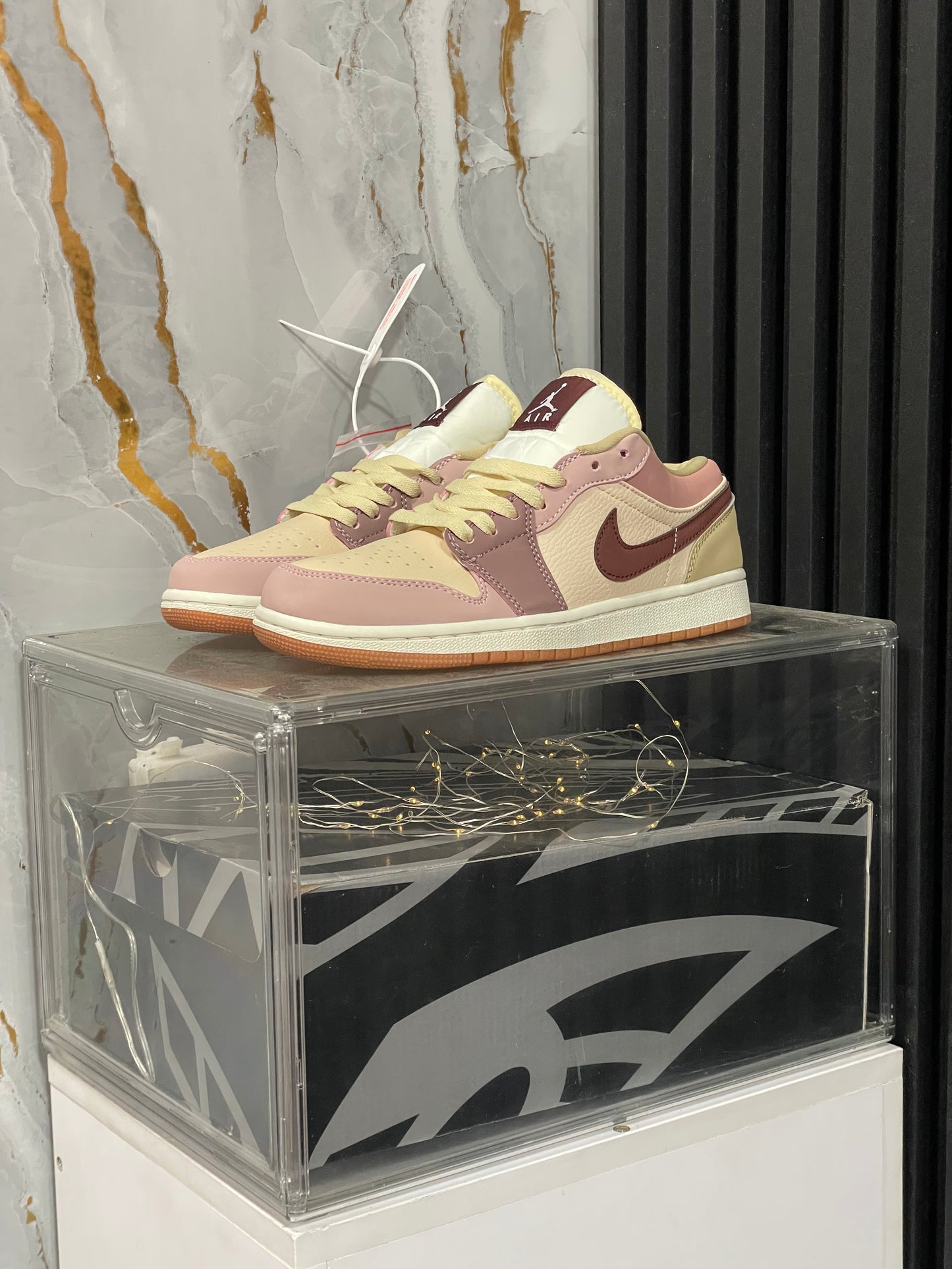 Jordan 1 Low