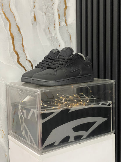 DC shoes