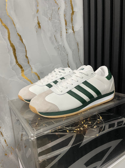 Adidas Country