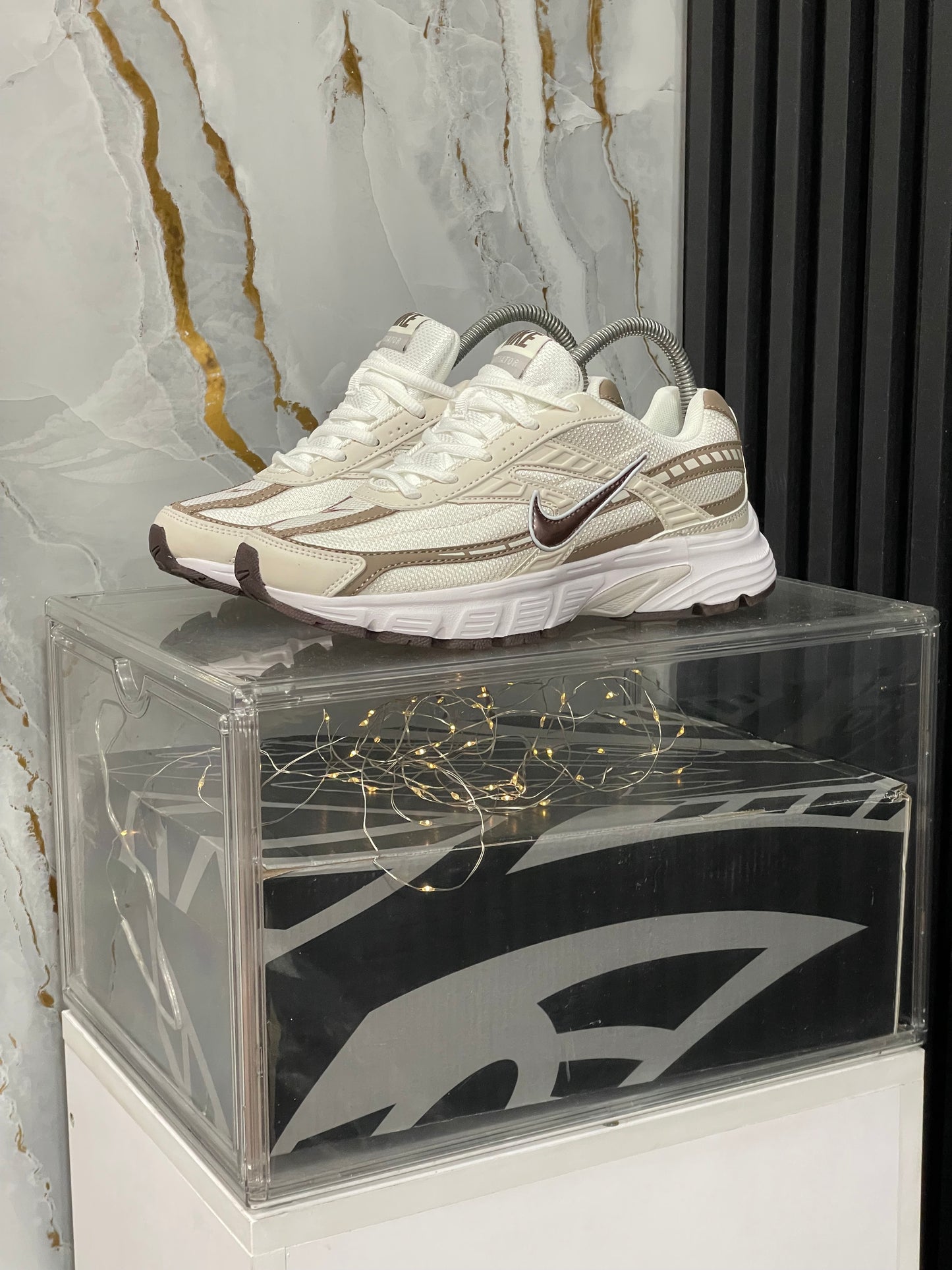 Nike Initiator