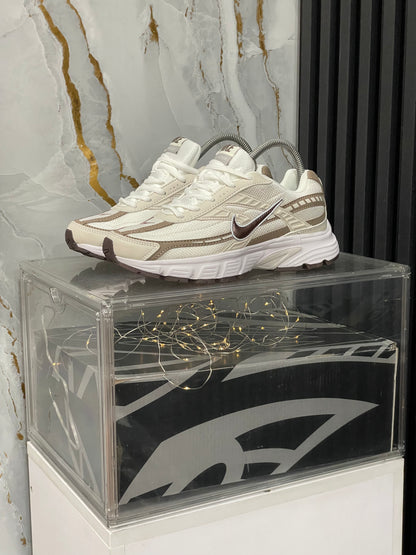 Nike Initiator