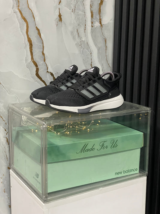 Adidas EQ21
