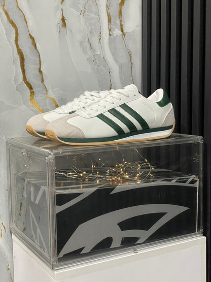 Adidas Country