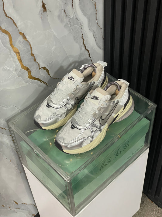 Nike V2K