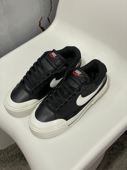 Nike Court Legacy