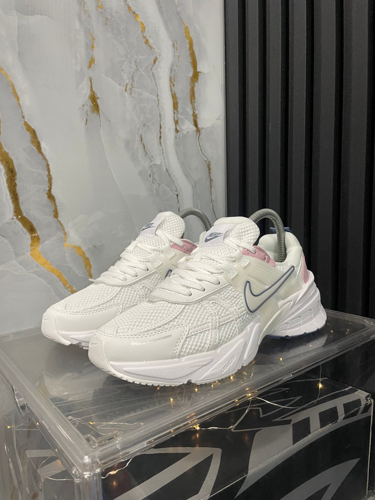 Nike V2K