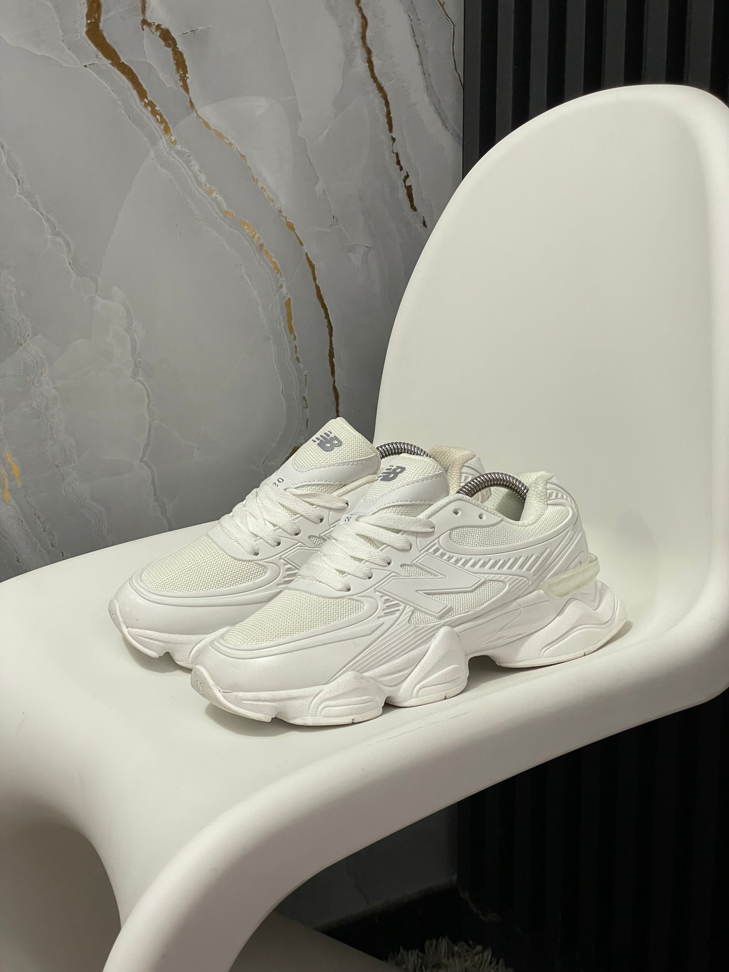 New Balance 9060 EUR 39