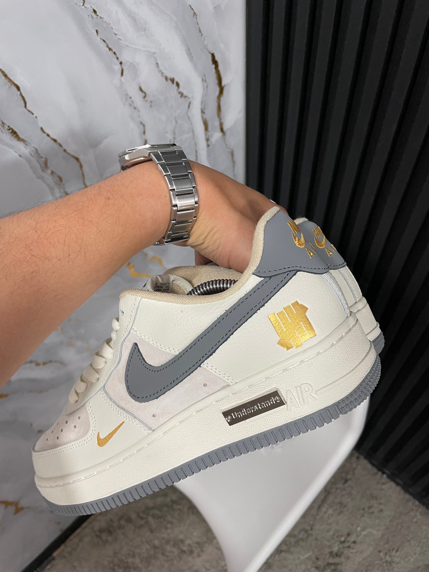 Nike AF1 UNDEFEATED