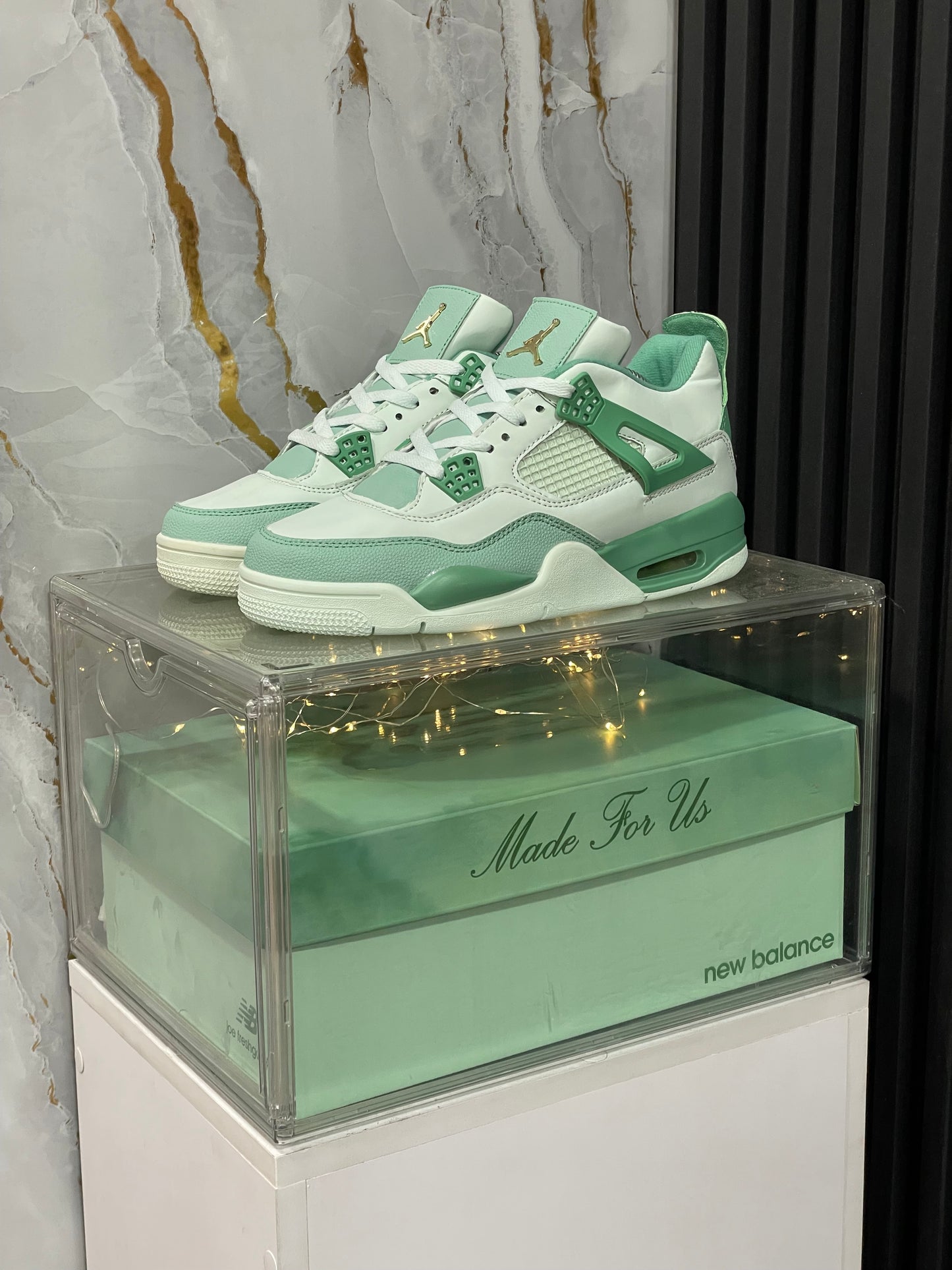 Jordan Retro 4