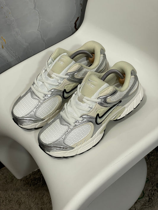 Nike V5K