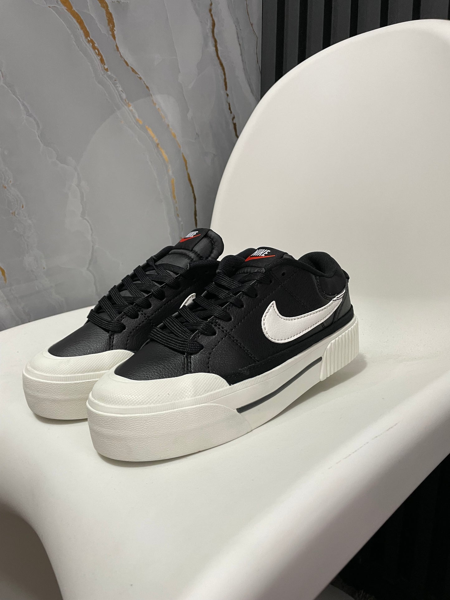 Nike Court Legacy