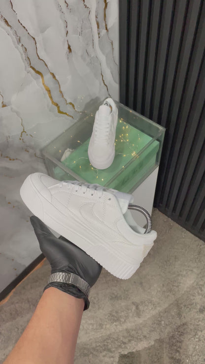 Nike Court Legacy